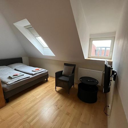 Doppelzimmer, Tv- Bad, Kuehlschrank- Parkplatz-17 Meine Екстер'єр фото