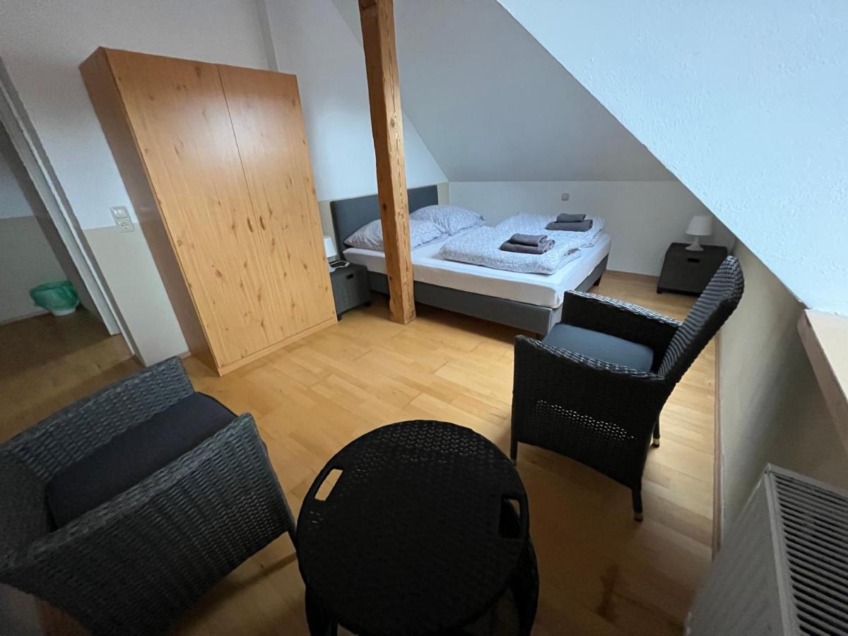 Doppelzimmer, Tv- Bad, Kuehlschrank- Parkplatz-17 Meine Екстер'єр фото