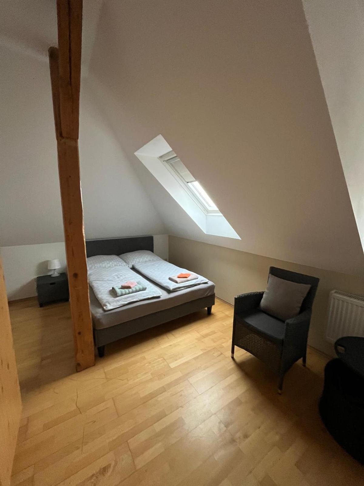 Doppelzimmer, Tv- Bad, Kuehlschrank- Parkplatz-17 Meine Екстер'єр фото